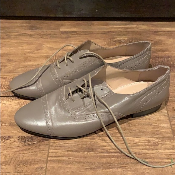 Marc Fisher grey tie up dress shoes - Picture 3 of 8